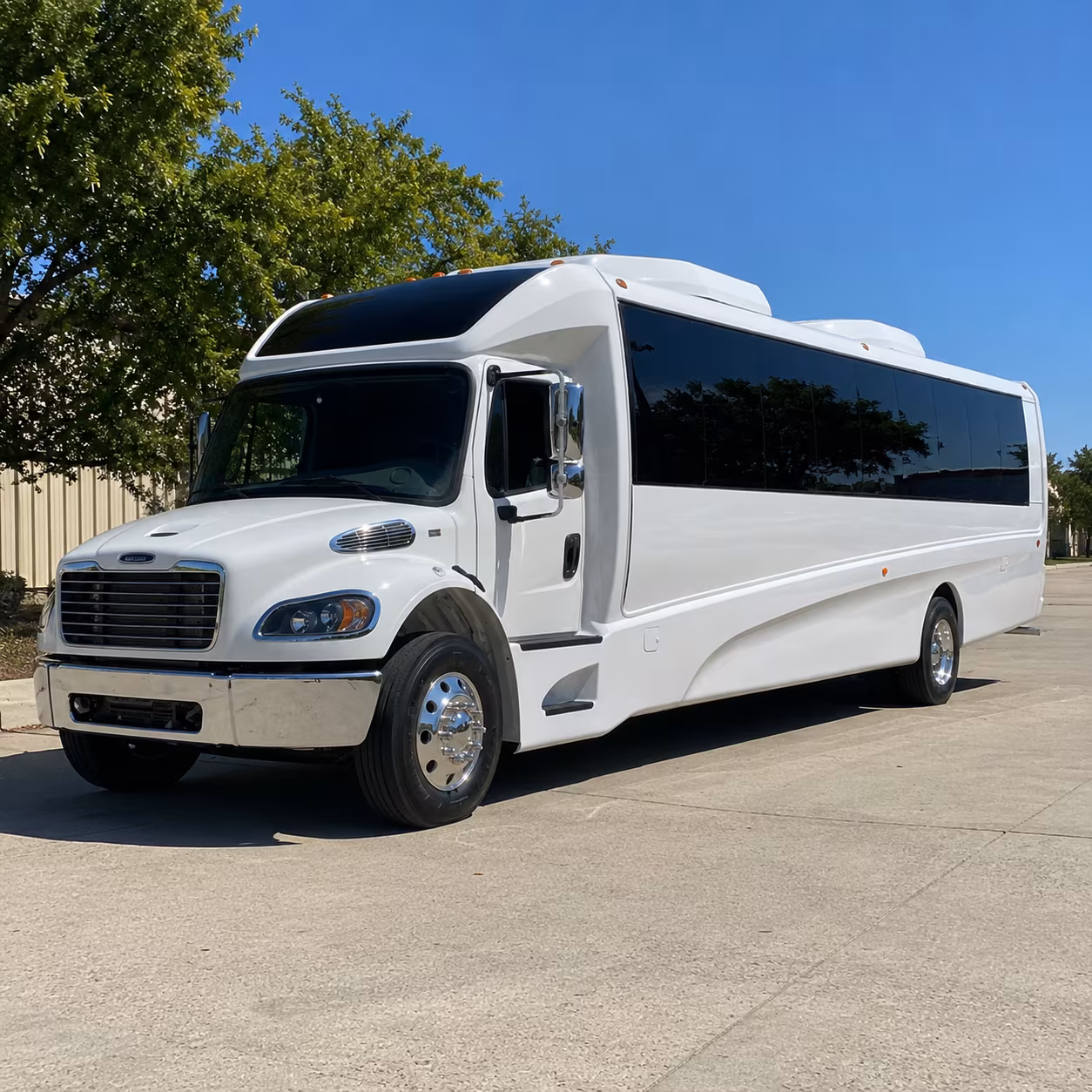 finding group transportation for corporate outings and team events has never been easier
