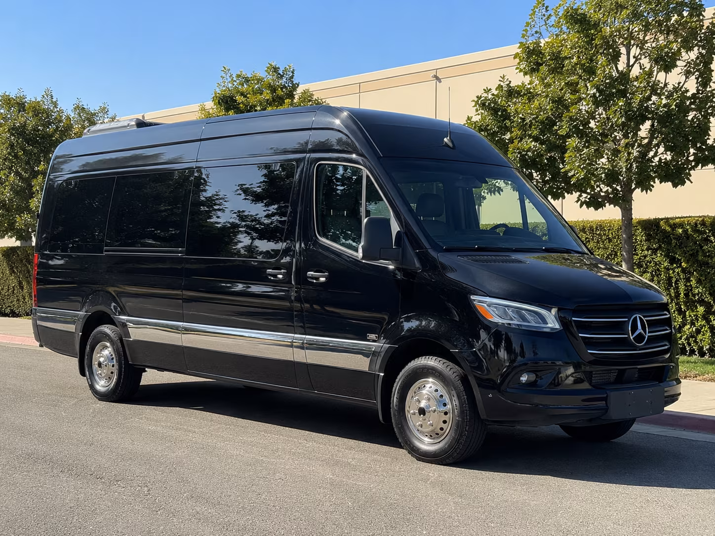 sandy springs airport transportation onboard seating
