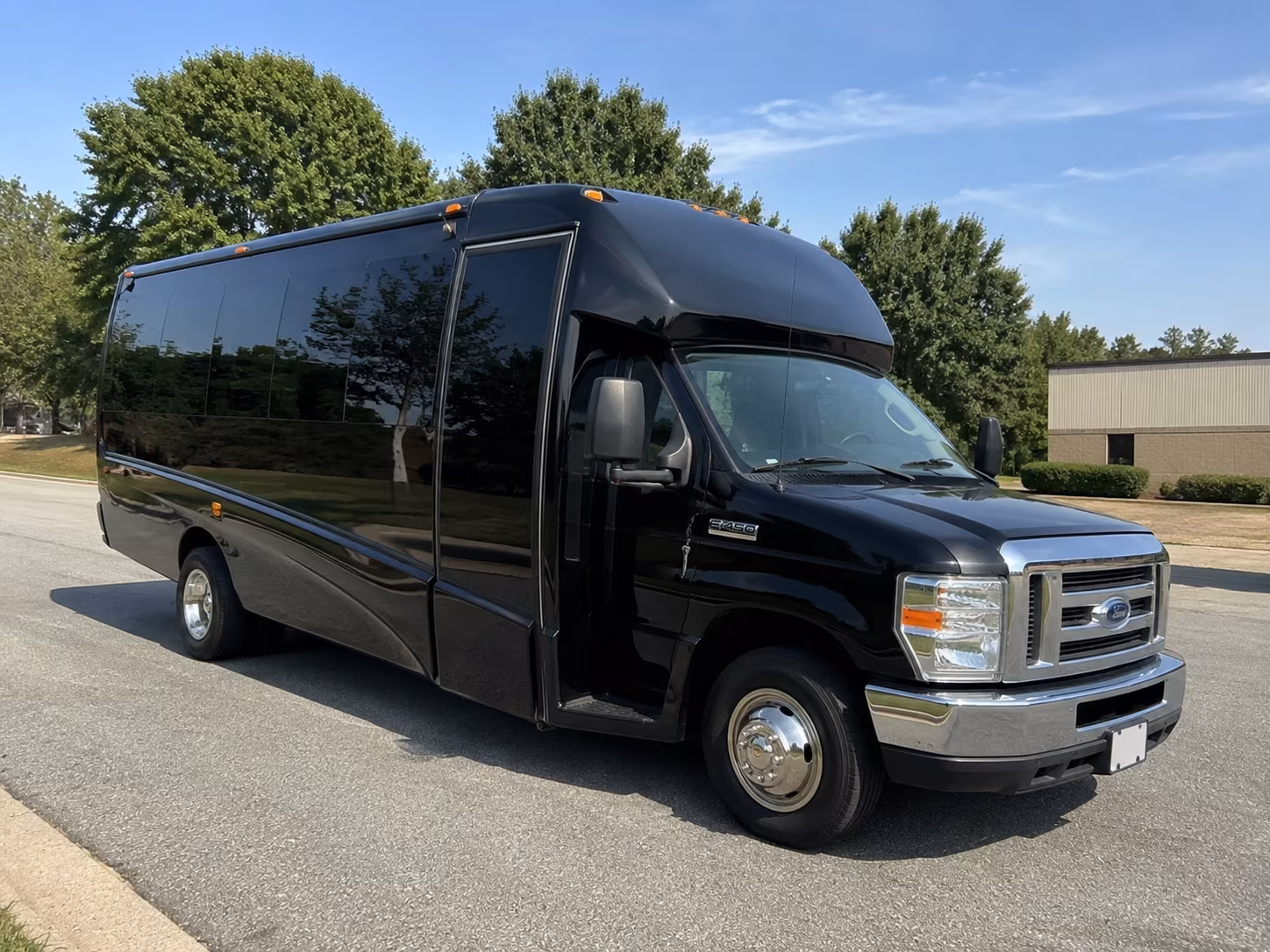 sandyspringscharterbuscompany com makes it possible to ride together to falcons and atlanta united games at mercedes benz stadium