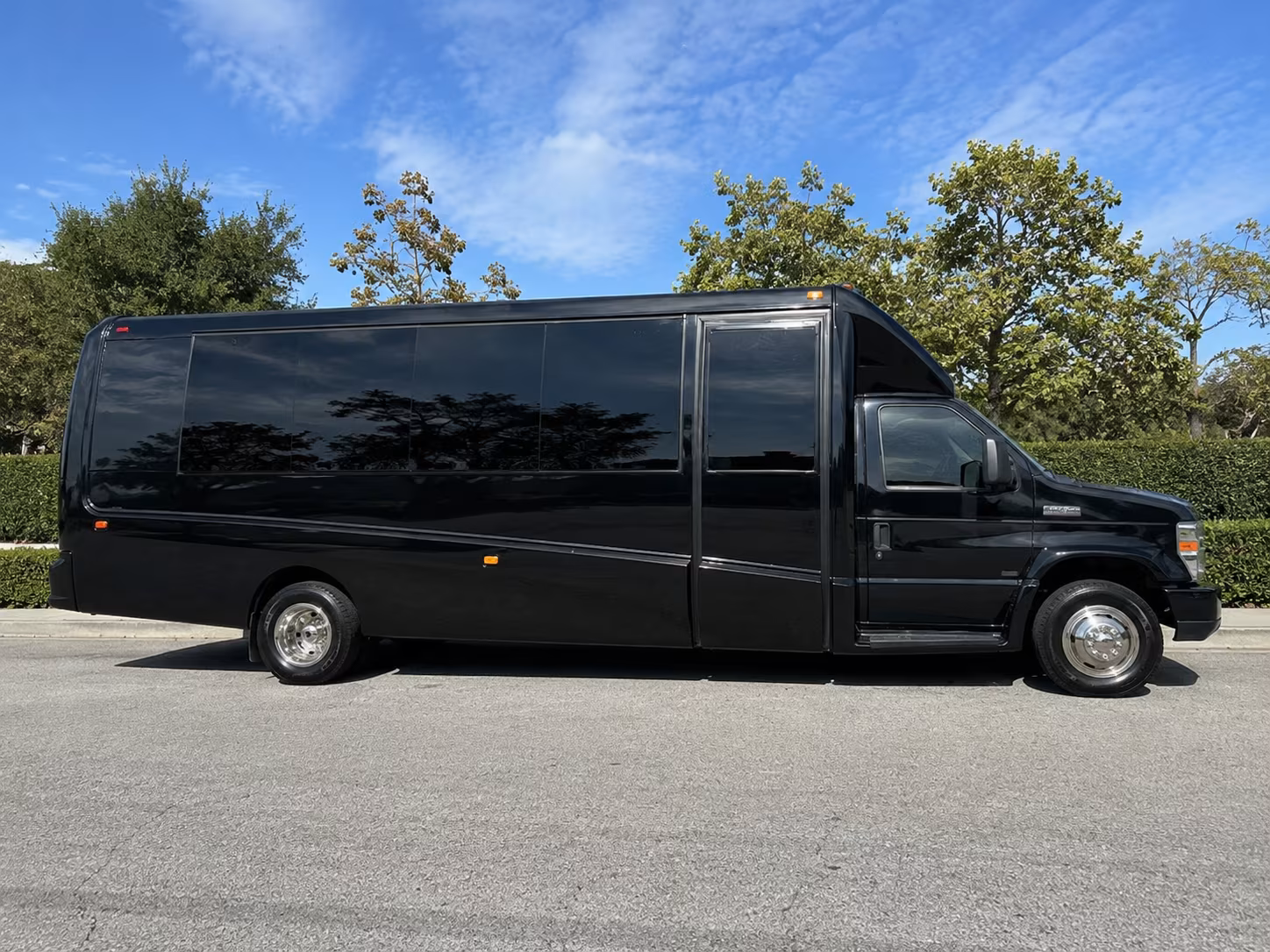 we help you compare prom buses heading to buckhead midtown and beyond